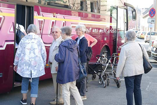 Senioren Stammtisch mit Fahrdienst